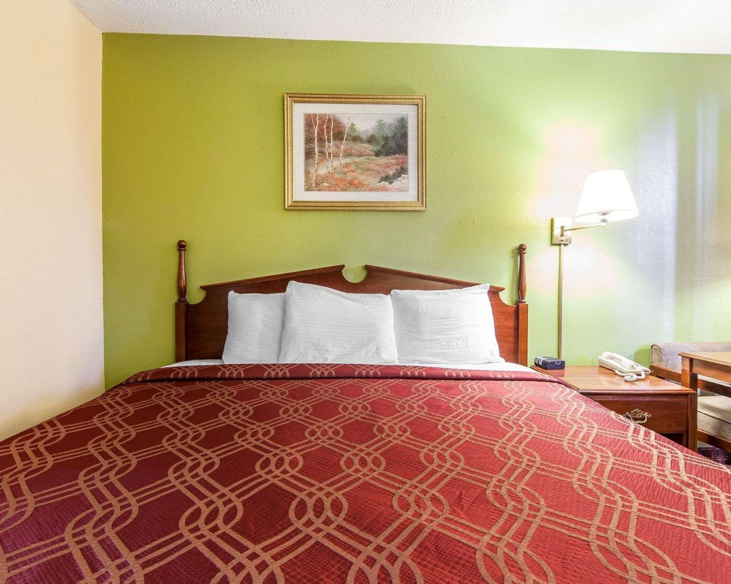 Econo Lodge Кливланд Екстериор снимка