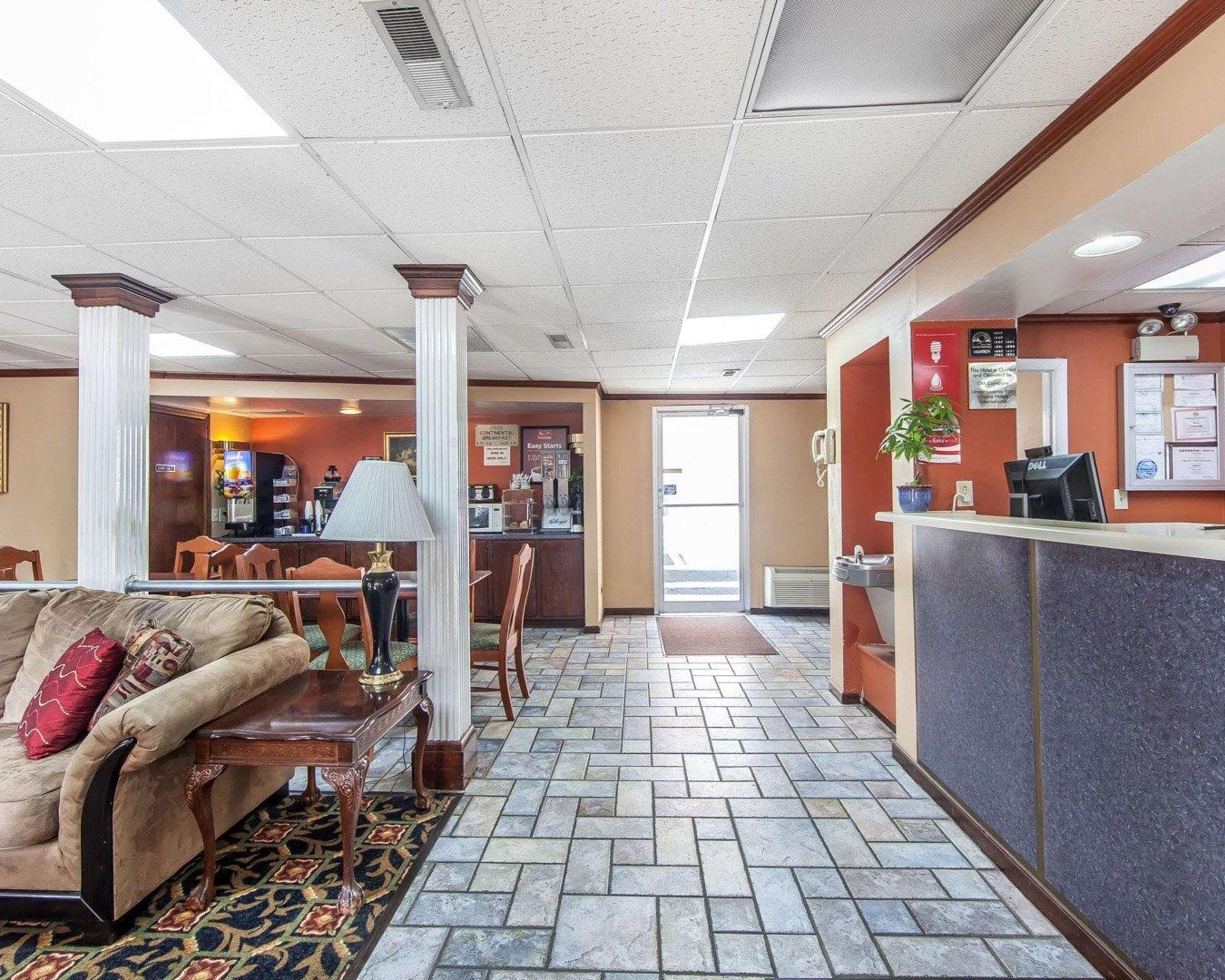Econo Lodge Кливланд Екстериор снимка